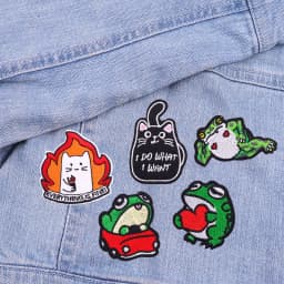 Hot New Animal Cat Embroidered Patches Iron On Patches For Clothing Thermoadhesive Patches Cartoon/Frog Dinosaur Duck Patch DIY
