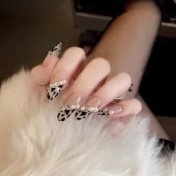 24pcs Autumn Leopard Pattern Fake Nail Tips Shiny Large Crystal French Wearable Press on Nails Spice Girls Fashion False Nails
