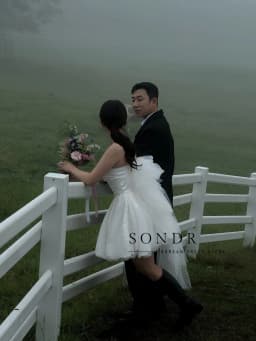 Sondr Customized Strapless Korean Short Wedding Dresses Photos Shoot Corset Back Bride Dress Taffeta Mini Bridal Gown
