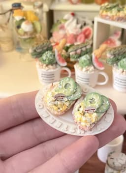 Handmade Premium Mini Food Set - Sandwich/Cake/Rainbow Cake/Hot Dog | Artisan Dollhouse Decor | Customizable Baking Miniatures