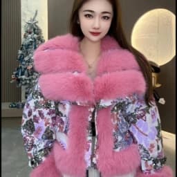 Outcoat The New Fur Cotton-padded Jacket Features Heavy Sequins Outerwear Sweet Faux Leather and A Stylish Thickened Fur Coat