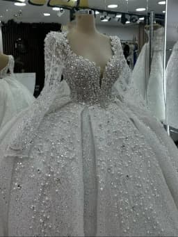 Customized Luxury Princess Wedding Dresses Sweetheart Neck Long Sleeves Vestido De Novia Lace Sequined Bride Robe De Mariee