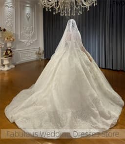 High-end Customized Romantic Pearls Ball Gown Wedding Dress Sgowns Robe De Mariée