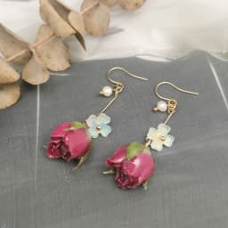 Unique Red Rose Earrings Epoxy Resin Natural Rose Flower Earrings Elegant Immortal Rose Drop Earrings Wholesale Custom Packaging
