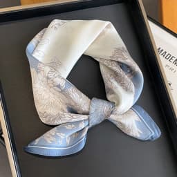 100% Real Silk Scarf Women Square Neck Tie Wrist Shawls Wraps for Ladies Foulard Scarves Pashmina Female Hijab Bandana Bufanda