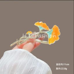Duckbill Hair Clip Exquisite Butterfly Back Lightweight Durable Styling Accessory for Travel Dates Daily Wear Women
