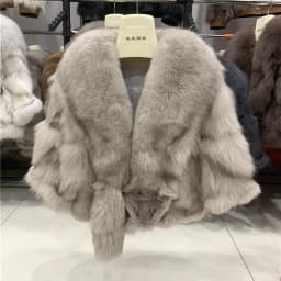 Natural Fox Fur Jacket Shawls Real Fox Fur Jacket Women Winter Natural Fur Vest Fashion Short Coat Shawl Temperament