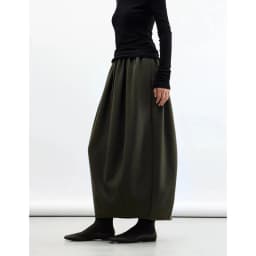 100% Wool Three-Dimensional Cut Flower Bud Skirt, Designed with a Relaxed and Lazy Style, New Model for Women in the Fall/Winter 2026 Season