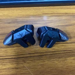 High Quality G21 Mechanical 6 Finger Control Mobile Game Fire Button Controller Joystick Triggers for PUBG