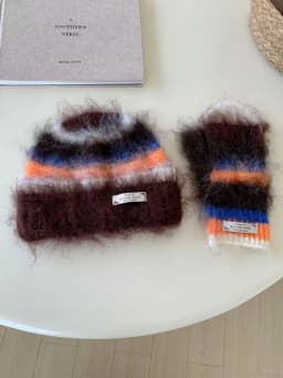 Striped Rainbow Beanies Hat Gloves Two Piece Set For Women&Men Winter Warm Skullis Hats Unisex Outdoor Coldproof Gloves Caps Set