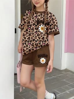 2026 Casual Children's Clothing Solid Color Printed Round Neck Short Sleeved Top + Solid Color Printed Wide Leg Shorts Pants Set