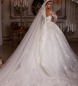 Customized Luxury Lace Wedding Dresses Long Sleeves Sequins Beads Sheer Neck Appliques Glitter Tulle Bride Gowns Vestido De Noiv