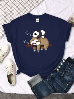 Panda Lying On A Sloth Printed Woman T-shirt Round Neck New Tshirts Fit Tee Shirt Oversized Short Sleeve Womens Tshirts