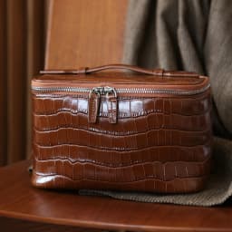 Cowhide Leather Crocodile Pattern Makeup Bag New Free Initials Travel Portable Toiletry Bag Large Capacity Storage Cosmetic Bag