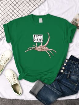 Alien Facehugger Horror Women's Tee Shirts Classic Womenswear Summer t-Shirts Anime Basic Clothes Oversize Women's Tees Shirts