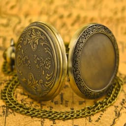 Vintage Bronze Creative Texture Fashion Accessory Fine Chain Quartz Pocket Watch Unisex Student Gift