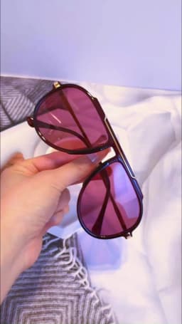 New Alloy Oversized Pilot Women Sunglasses Vintage Gradient Red Sun Glasses Ladies Trendy Oval Shades UV400 Men Trending Eyewear