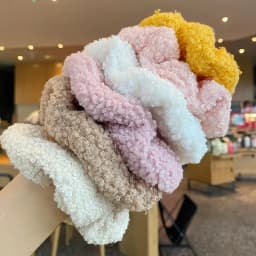2024 Autumn Winter New Sweet Plush Soft Girls' Women Pompom Hair Ties Elastic Hair Band Ropes Accessories Headwear