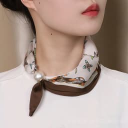 New Summer Pearl Decoration Magnetic Buckle Silk Scarf Versatile Neck Protection Fashionable High End Matching Shirt Scarf Lady