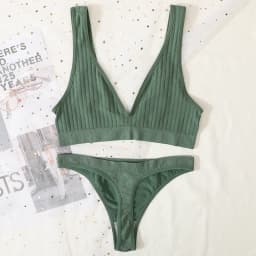 Women Seamless Bra And Panties Set Sexy Ribbed Bra Top Low Waist Thongs Wire-free Brassiere No Pads Comfort Intimates M-XL