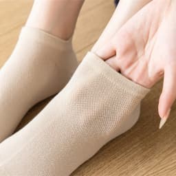 Chic New Women's Embroidery Crown Lovely Harajuku Breathable Reticulated Hollow Out Soft Cotton Mesh Ankle Socks