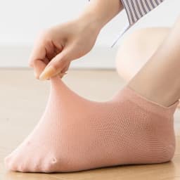 Chic New Women's Embroidery Crown Lovely Harajuku Breathable Reticulated Hollow Out Soft Cotton Mesh Ankle Socks