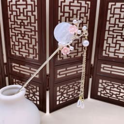 Womens Crystal Hair Clasp Flowers Shape Design Y2K Silver Step Shake Hanfu Hair Stick with Tassel Headwear Hairpins Jewelry