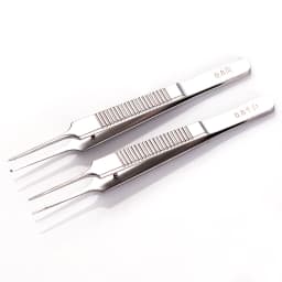 Stainless Steel Tweezers 10 cm Surgical Forceps Dental Insturment with 0.6 0.4 0.8mm teeth
