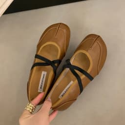 Bailamos Women Flat Women's Square Toe Retro Single Shoes One Word Buckle Shallow Mouth Mary Jane Shoes Split Toe Shoes Sandals