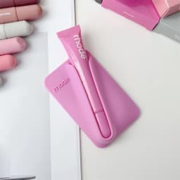 Rhode Hot Magnetic SNAP-ON LIP Case for All Mobile Phones for Magsafe Lip Gloss Holder with Long Lasting Lipstick Lip Gloss