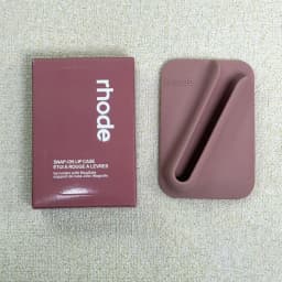 Rhode Hot Magnetic SNAP-ON LIP Case for All Mobile Phones for Magsafe Lip Gloss Holder with Long Lasting Lipstick Lip Gloss