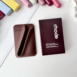 Rhode Hot Magnetic SNAP-ON LIP Case for All Mobile Phones for Magsafe Lip Gloss Holder with Long Lasting Lipstick Lip Gloss