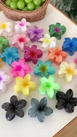 4PCS Fashion Women Flower Hair Clips Vacation Bohemia Egg Flower Hair Clips Barrettes Girls Large Hairpins Hair Accessories.
