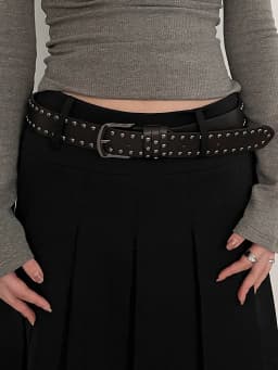 2024 New Belt Women's Jeans tie-in Ladies' belt fashion personality Rivet Belt senior black fashion