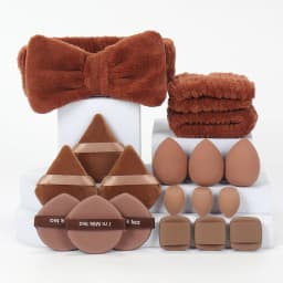 18 Piece Headband Set. 1 Hair Band & 2 Wrist Bands & 3 Make-Up Sponges & 3 Mini Square Air Cushions & 3 Triangular Powder Puff &