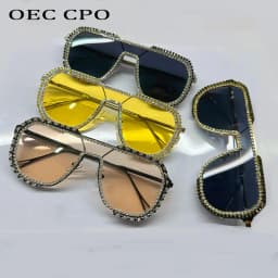 Diamonds Sunglasses Women 2026 New Luxury Rhinestone Unique Hand Fashion One Piece Sunglasses Female Oversized Glasses Eyewear