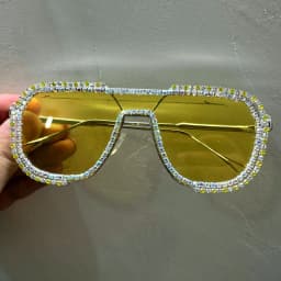 Diamonds Sunglasses Women 2026 New Luxury Rhinestone Unique Hand Fashion One Piece Sunglasses Female Oversized Glasses Eyewear