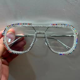 Diamonds Sunglasses Women 2026 New Luxury Rhinestone Unique Hand Fashion One Piece Sunglasses Female Oversized Glasses Eyewear