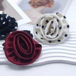 2024 Autumn Classic Bordeaux Satin Hair Ties with Vintage Rose Design FrenchStyle Rose Shape Scrunchies Elegant Hair Accessories