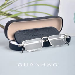 Guanhao Portable Reading Glasses Men's Fashionable Business Glasses Transparent Optical Lightweight Mini Box Presbyopic Glasses
