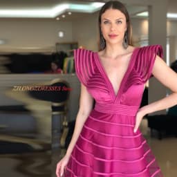Temperament Satin Evening Dress Customized Elegant Deep V-Neck Homecoming Dresses Modern Open Back Formal Occasion Gowns