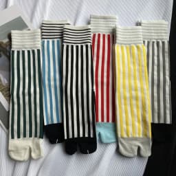 Colorful Combed Cotton Toe Socks Striped Retro Fashion Women's Tabi Socks Harajuku Japanese Middle Tube Sports Split Toe Socks
