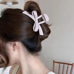 Trendy Solid Color Bow Large Hair Claw for Women Acrylic Bowknot Hair Clips Ponytail Hairpins Girls Barrettes Hair Accessories