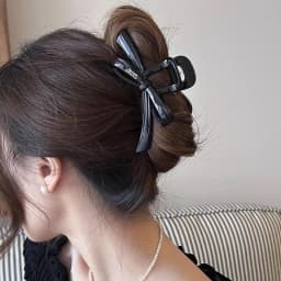 Trendy Solid Color Bow Large Hair Claw for Women Acrylic Bowknot Hair Clips Ponytail Hairpins Girls Barrettes Hair Accessories