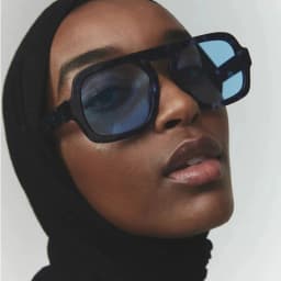 Retro Pilot Square Sunglasses Lady Fashion Simple Ins Black Tea Sun Glasses for Women Men Trending Outdoor Casual Shades UV400