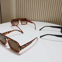 Retro Pilot Square Sunglasses Lady Fashion Simple Ins Black Tea Sun Glasses for Women Men Trending Outdoor Casual Shades UV400