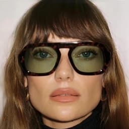 Retro Pilot Square Sunglasses Lady Fashion Simple Ins Black Tea Sun Glasses for Women Men Trending Outdoor Casual Shades UV400