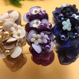 New Scrunchie White Flower Hair Ties Women Pearl Headdress Flower Highly Elastic Rubber Band Floral Hair Accessories