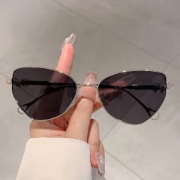 KAMMPT Vintage Cat Eye Sunglasses Women 2024 New Retro Stylish Gradient Shades Trendy Fashion Brand Designer Pink Sun Glasses