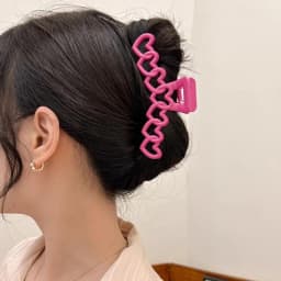 Colorful Dopamine Plastic Hair Claw Love Heart Shark Clamp Fashion Design Sweet Simple Irregular Hair Clips Headwears A-